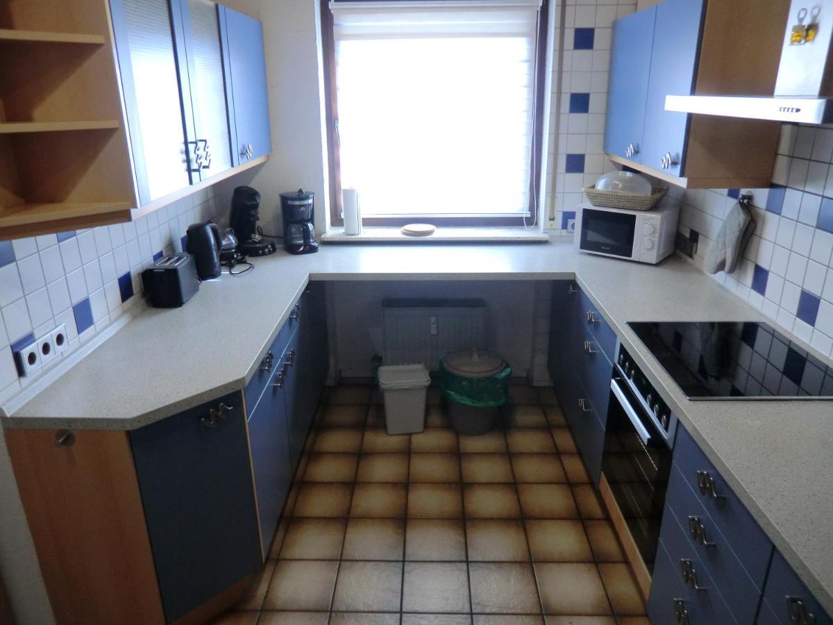 180qm Wohnung mit Balkon für bis zu 8 Personen, 5min von der A81 entfernt Abstatt Exterior foto